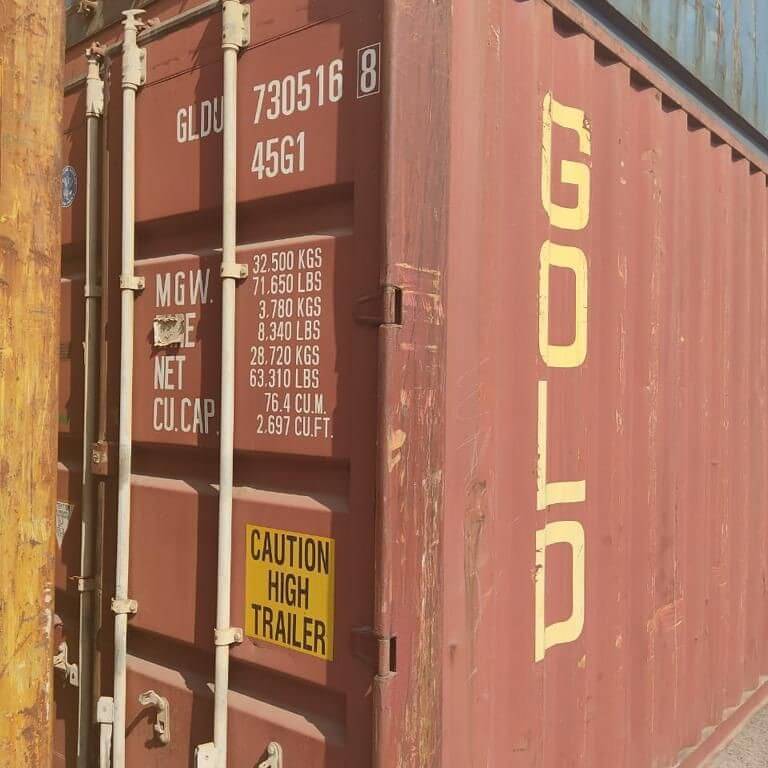 Dimensions of a 40ft container written on the container itself